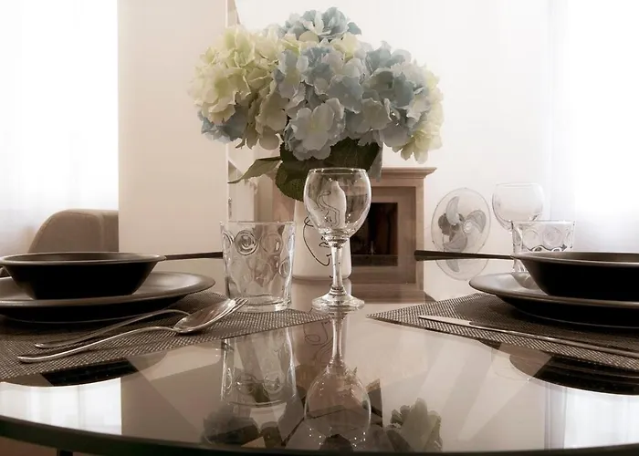 Romeohouse - With Wifi *