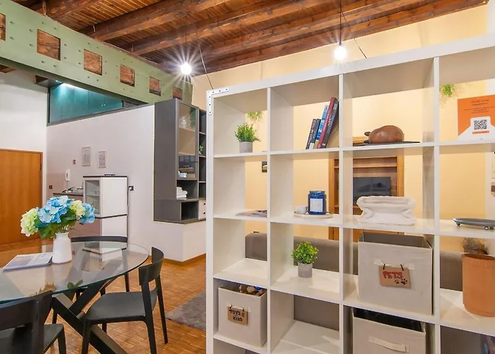 Romeohouse - With Wifi