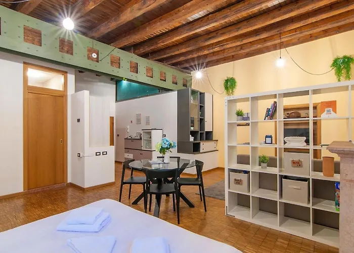 Romeohouse - With Wifi Werona