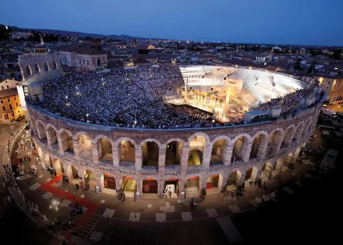 Romeohouse - With Wifi